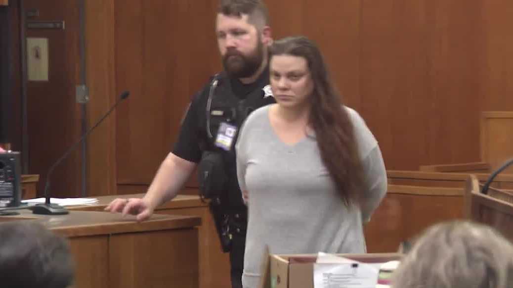 Jury deliberates case of suspected drunken driver charged in crash that killed Marquette athletes