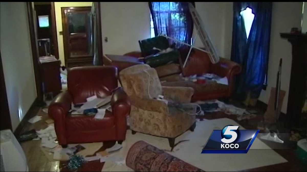 Bold Burglars Caught On Camera Ransacking Sw Okc Home