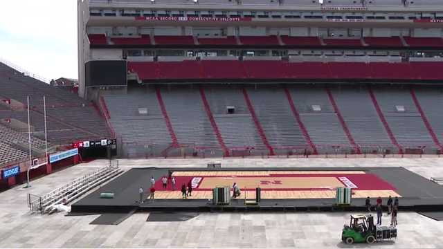 Husker volleyball transforms Memorial Stadium into king of courts - Vimarsana News