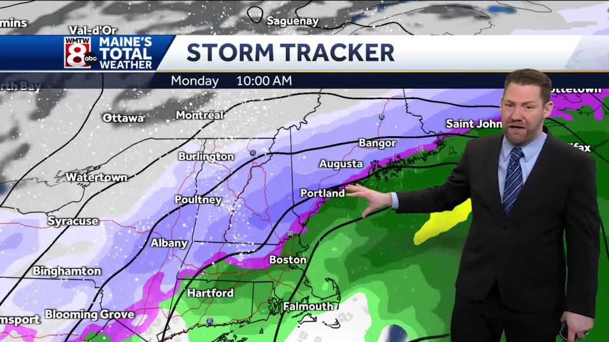 Heavy snow falls, leads to messy morning commute