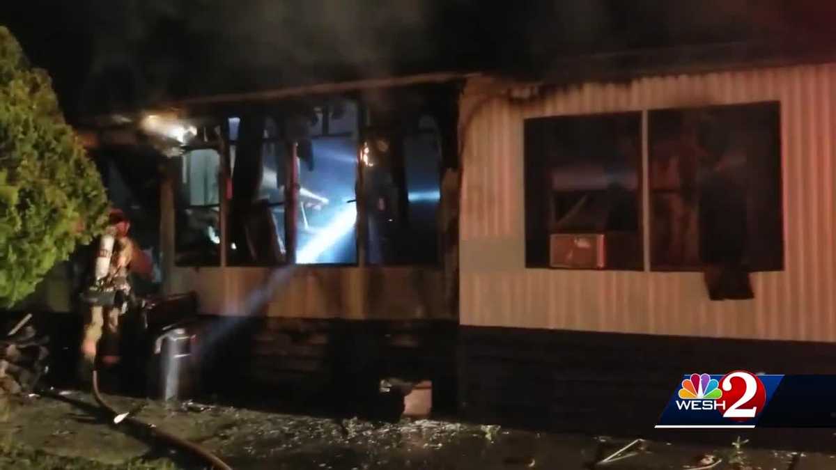 Video shows crews battling mobile home fire in Orange County