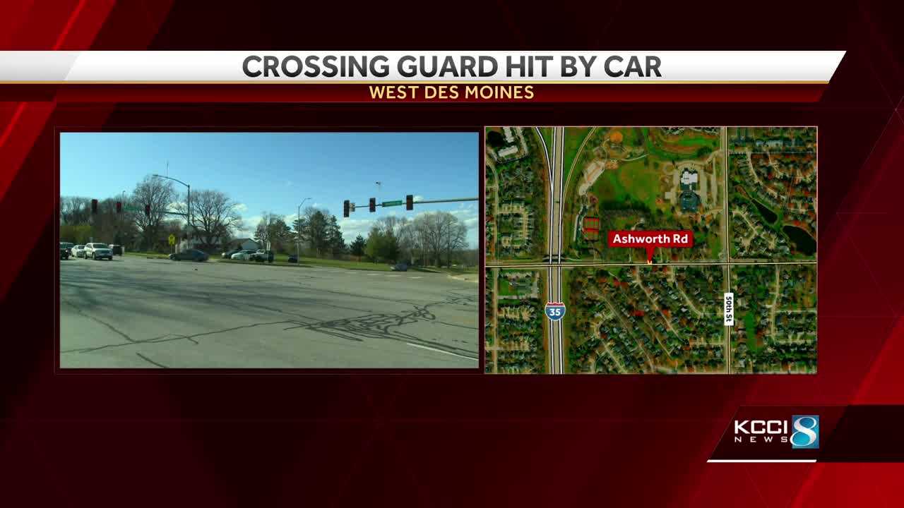 West Des Moines crossing guard injured after being hit by car - Vimarsana News