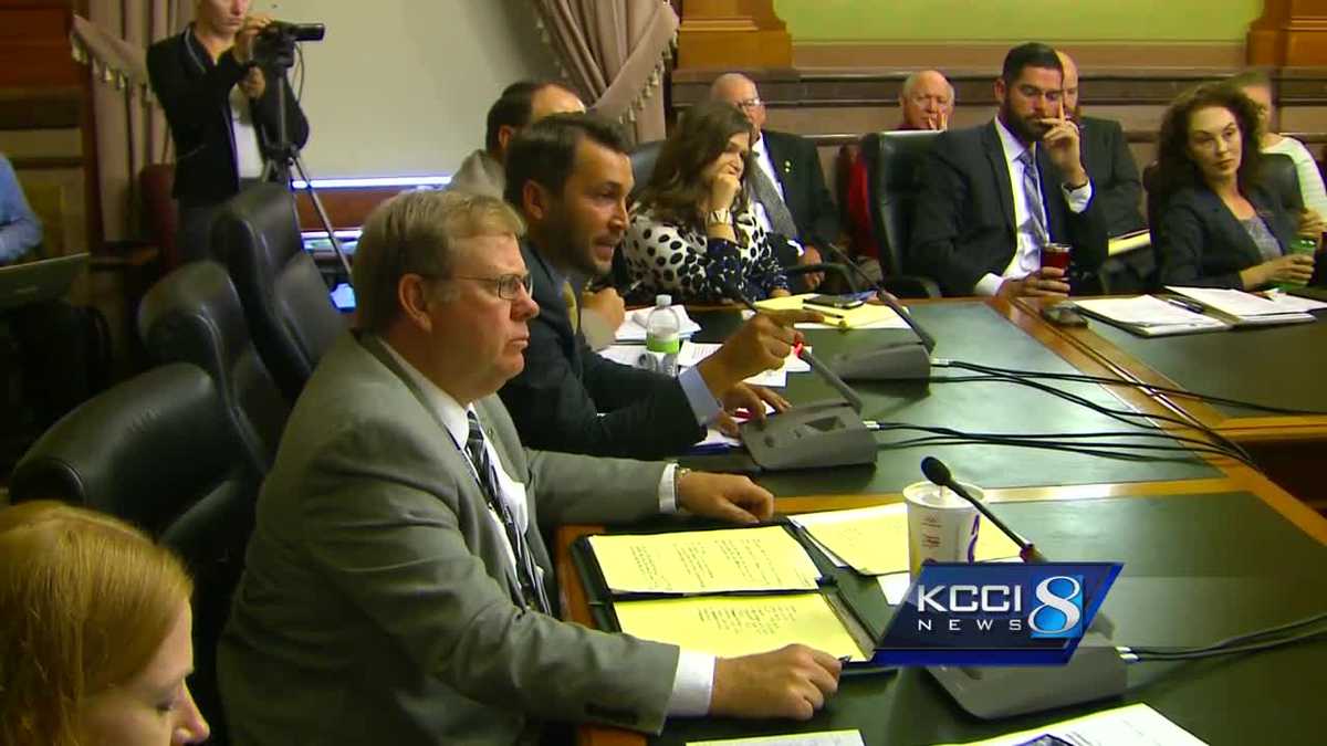 Lawmakers Grill Iowa DHS In Tense Oversight Hearing lawmakers-grill-iowa-dhs-in-tense-oversight-hearing