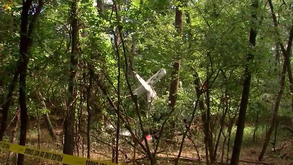 NTSB releases preliminary report on Ozarks plane crash that killed 2