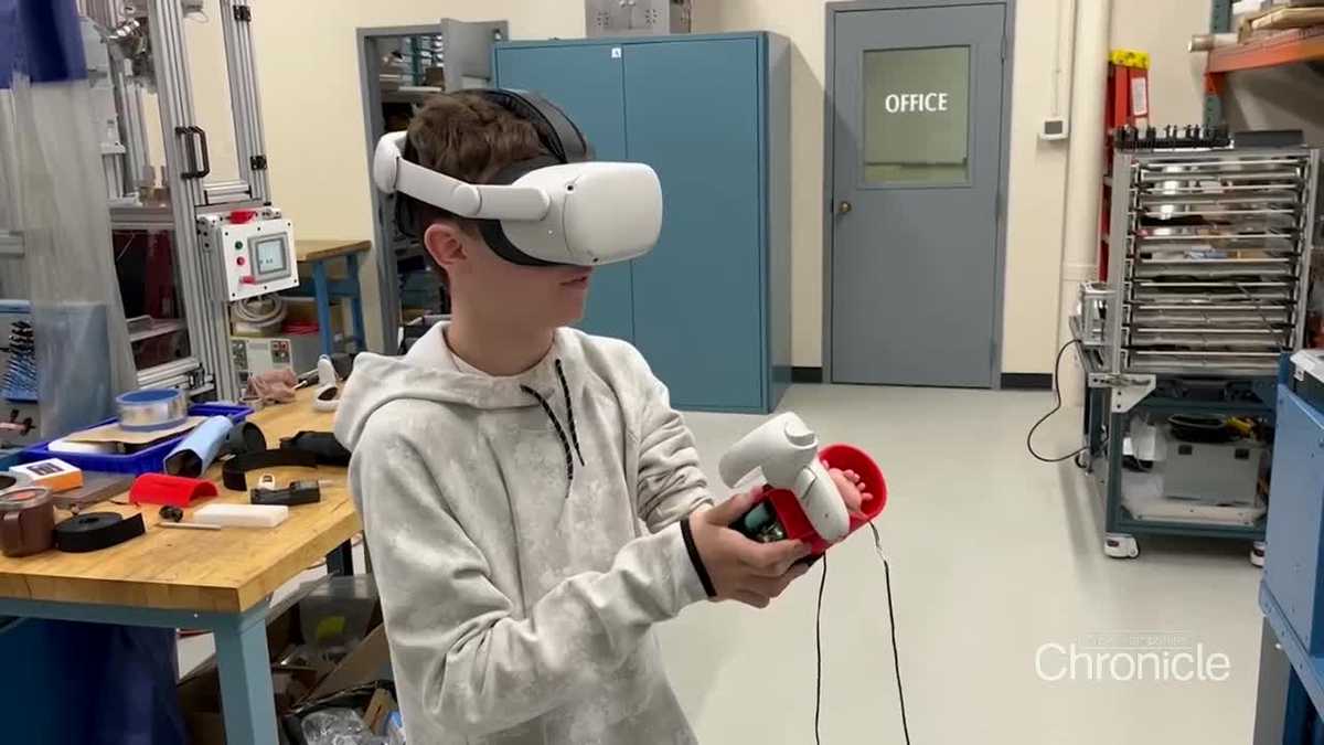14-year-old inventor creates adaptive video game controller