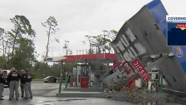 Hurricane Idalia blows roof off Florida gas station - Vimarsana News