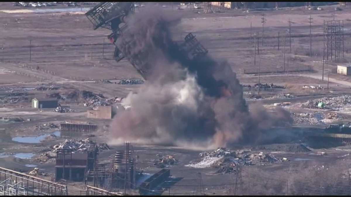 320-foot tall blast furnace comes tumbling down