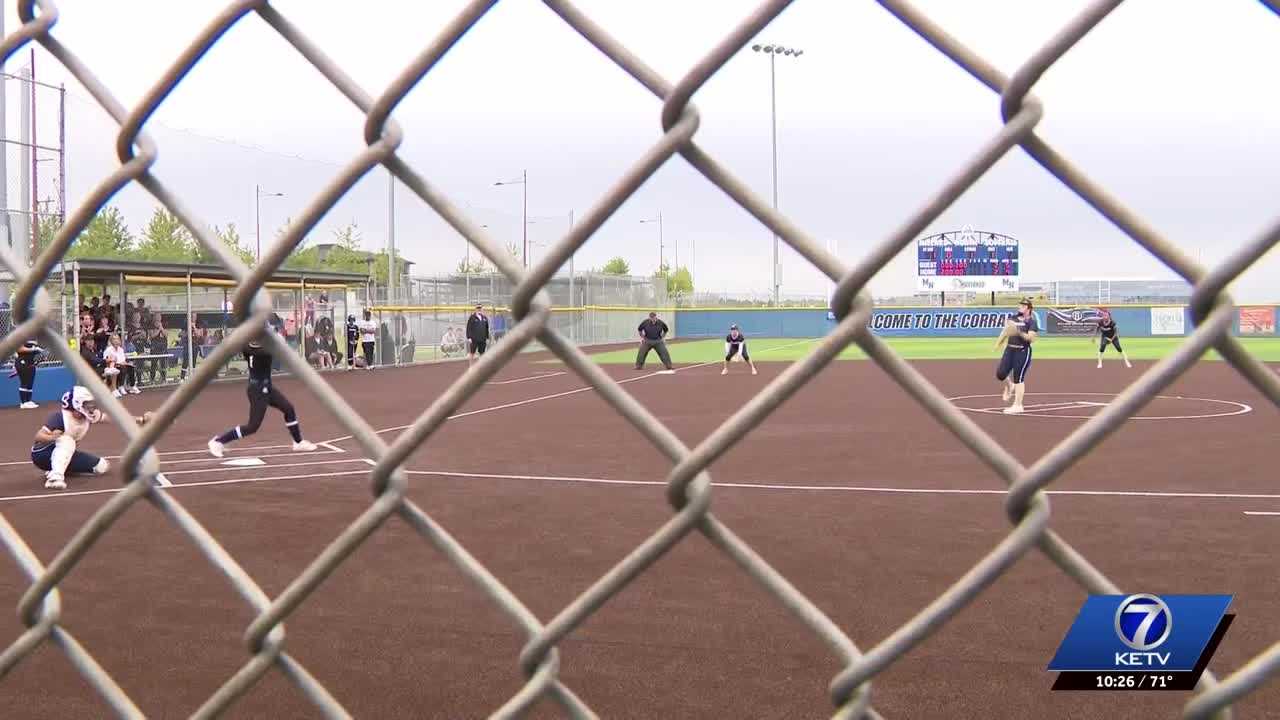 Millard North defeats Elkhorn South to claim its third-straight Metro Tournament title