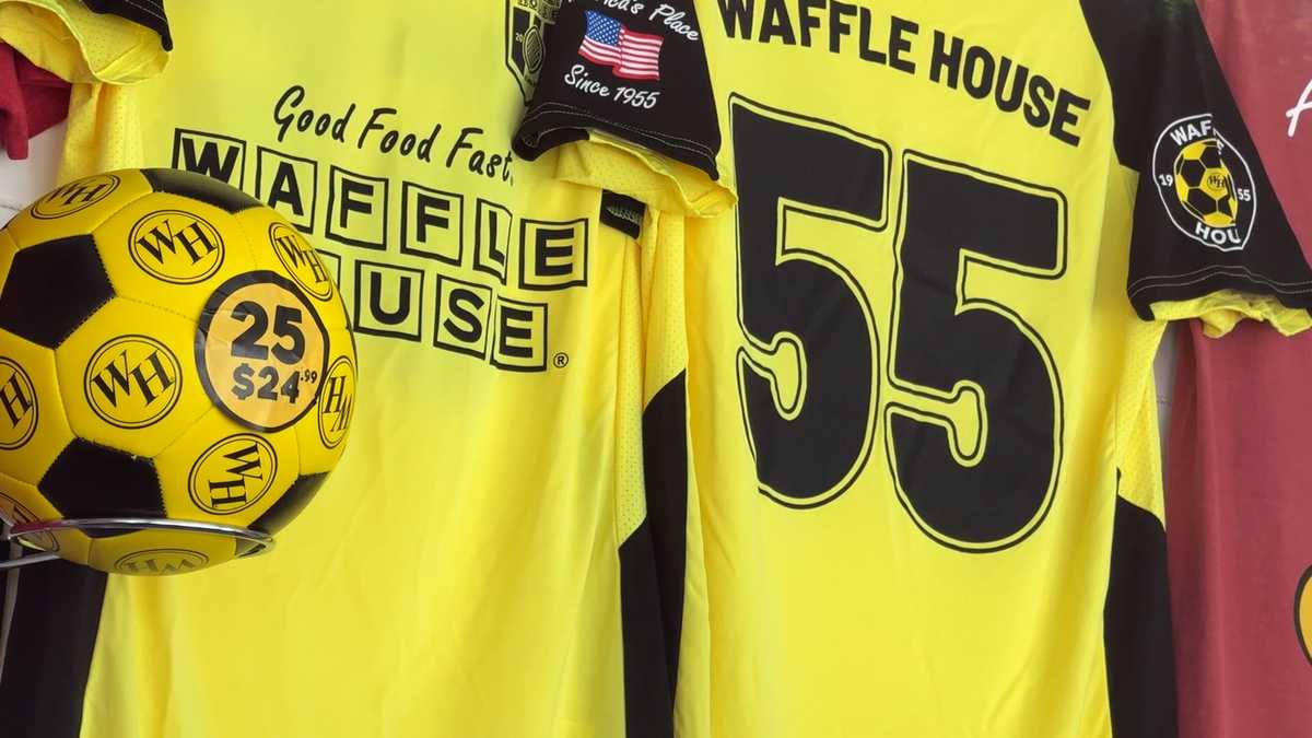 ‘A little piece of the city’: Waffle House pop-up in downtown Atlanta sparks fan rush