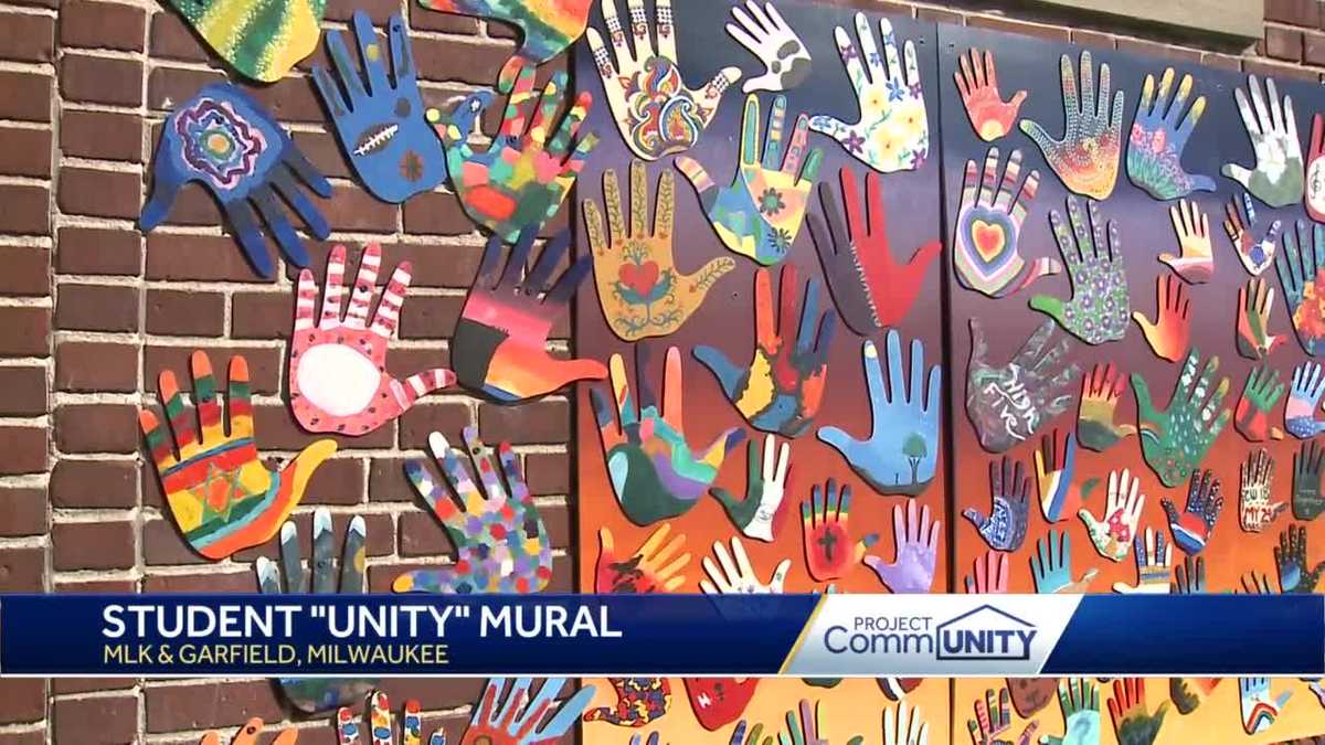 Student mural unveiled in Bronzeville neighborhood