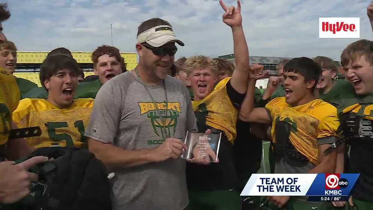 Basehor-Linwood football named KMBC-Hy-Vee Team of the Week