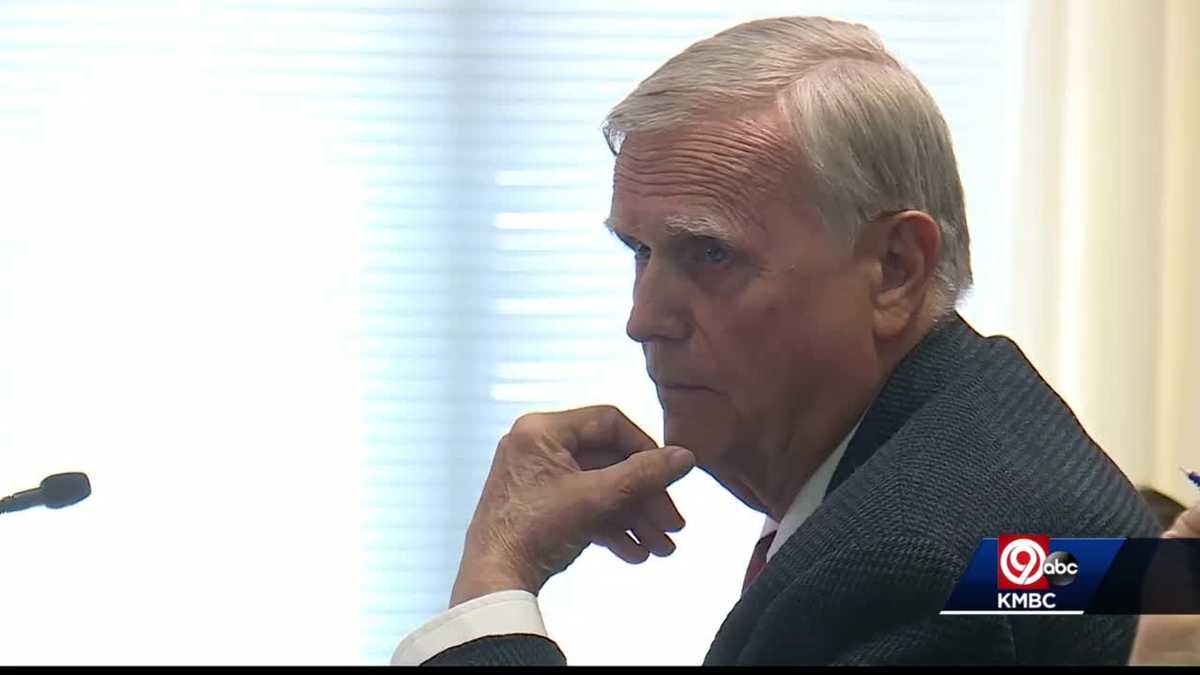 Clay County commissioner quietly OKs 2 contracts for new county annex