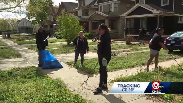 KC's Santa Fe neighborhood getting 80,000 lbs of trash cleaned up - Vimarsana News