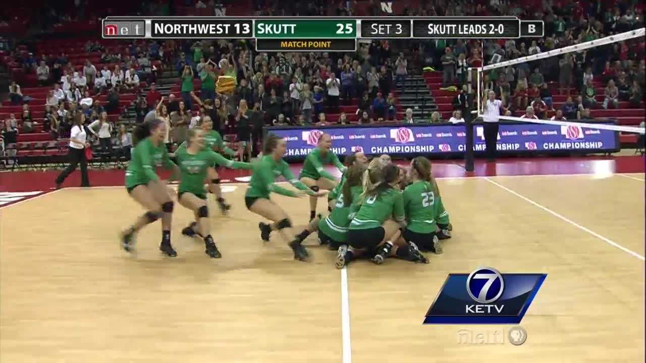 Highlights: Skutt Catholic Wins Volleyball State Title