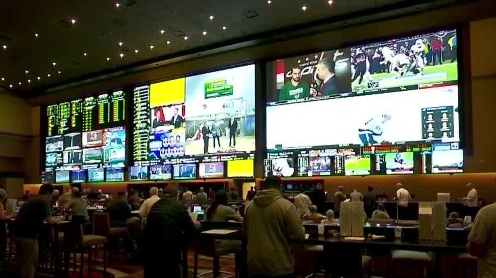 Kentucky Senate panel advances bill raising sports betting age to 21