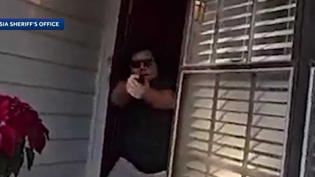 Recovered bodycam video gives new detail in Deltona deputy shooting case