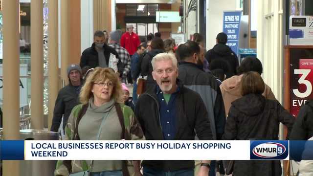 Holiday shoppers hit stores on final weekend before Christmas - Vimarsana News