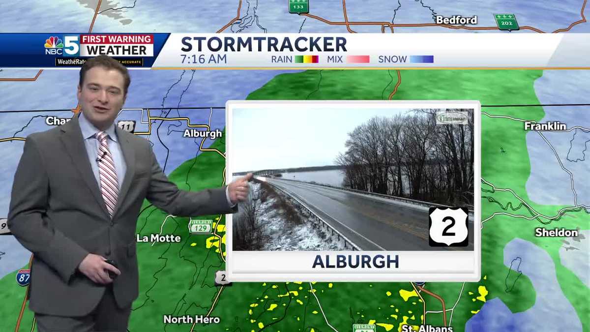 Heavy snow causes outages, slippery travel Monday morning
