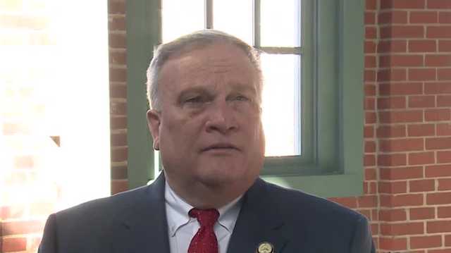 Kentucky Senate president files bill restricting 'no-knock' search warrants - Vimarsana News