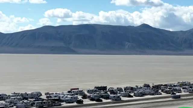 Burning Man revelers begin exodus after flooding - Vimarsana News