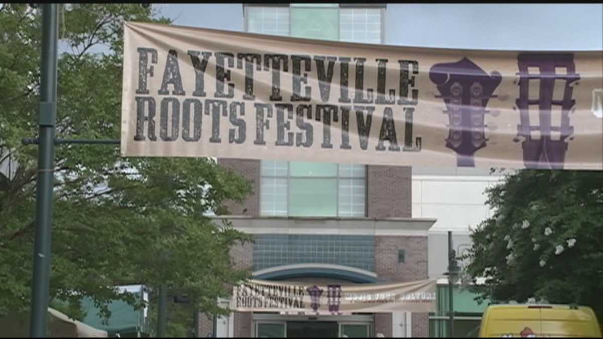 Last day of Fayetteville Roots Festival