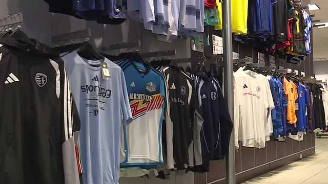 Looking for a Messi jersey? How to spot fake World Cup merchandise before buying in Kansas City