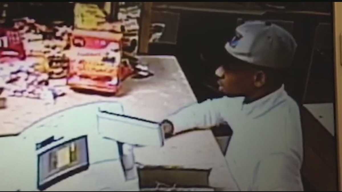 Store clerk killed in grocery store shooting