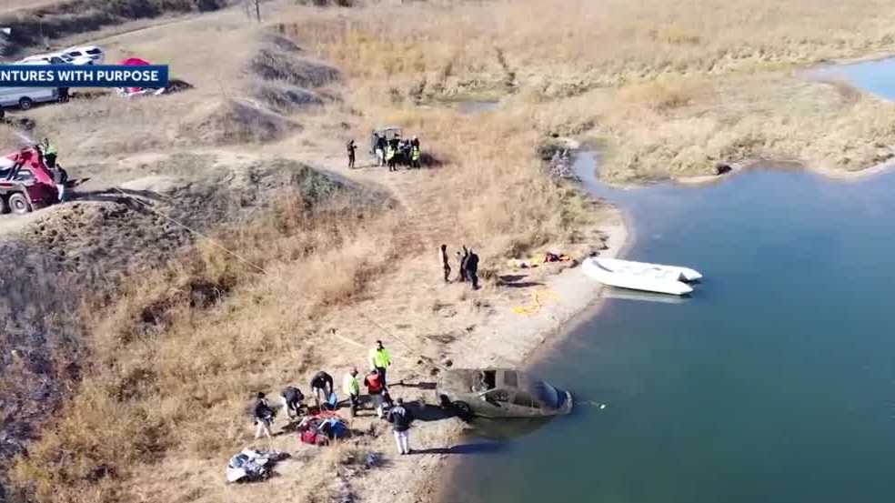 YouTubers release video of discovering missing Iowa man's car in pond