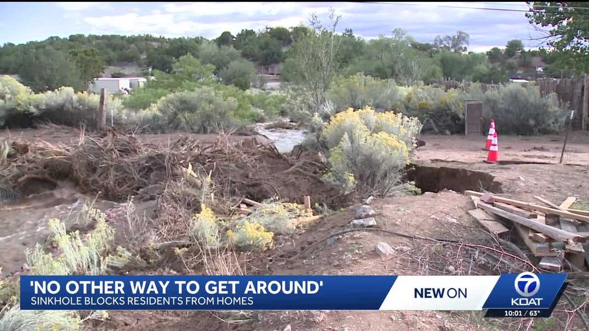 Santa Fe road collapse leaving residents stranded and cannot access homes by car