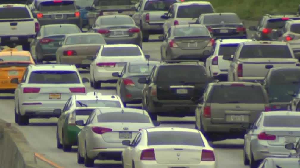 Thanksgiving travel expected to hit record-high with nearly 82 million on the move