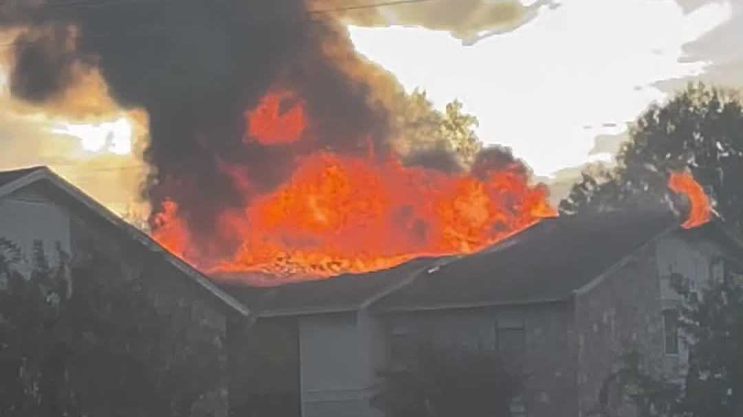 Flora apartment fire under investigation - WAPT