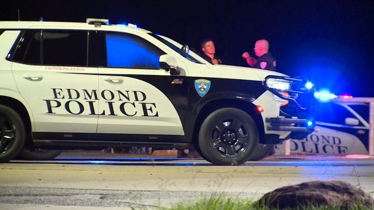 Edmond police search for gas station armed robbery suspect