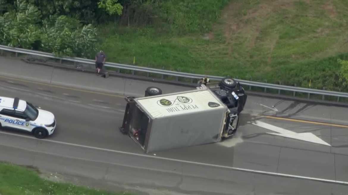 Troegs beer truck crashes, overturns on I-376 in Monroeville