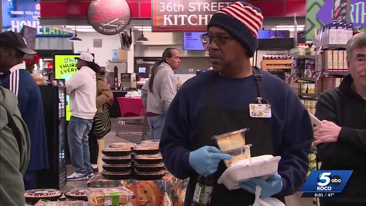 Thanksgiving Eve rush fills Oklahoma City grocery stores