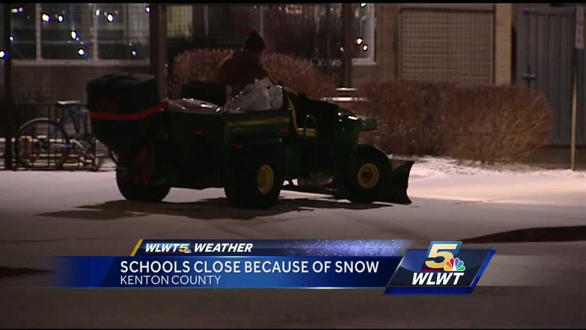 More than 150 schools cancel classes for snow
