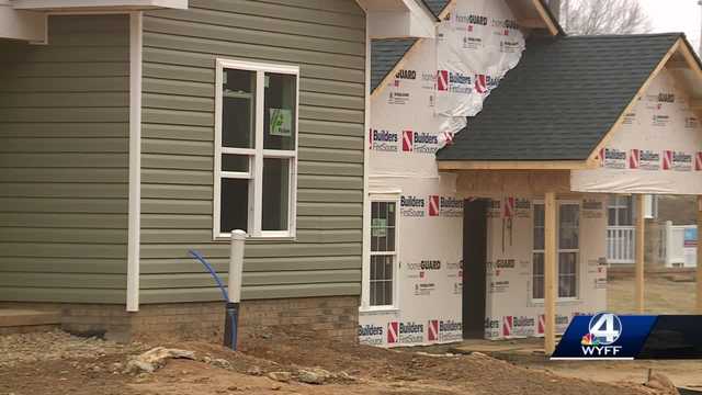 Upstate CEOs help build houses for families in Greenville County - Vimarsana News