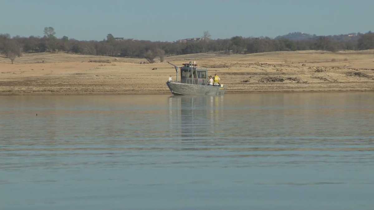 divers end search for plane wreckage in folsom lake