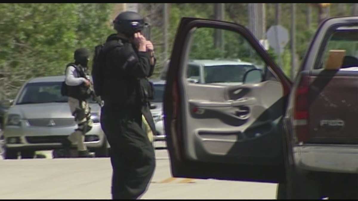 Lockdown ends; suspect in custody after standoff with police