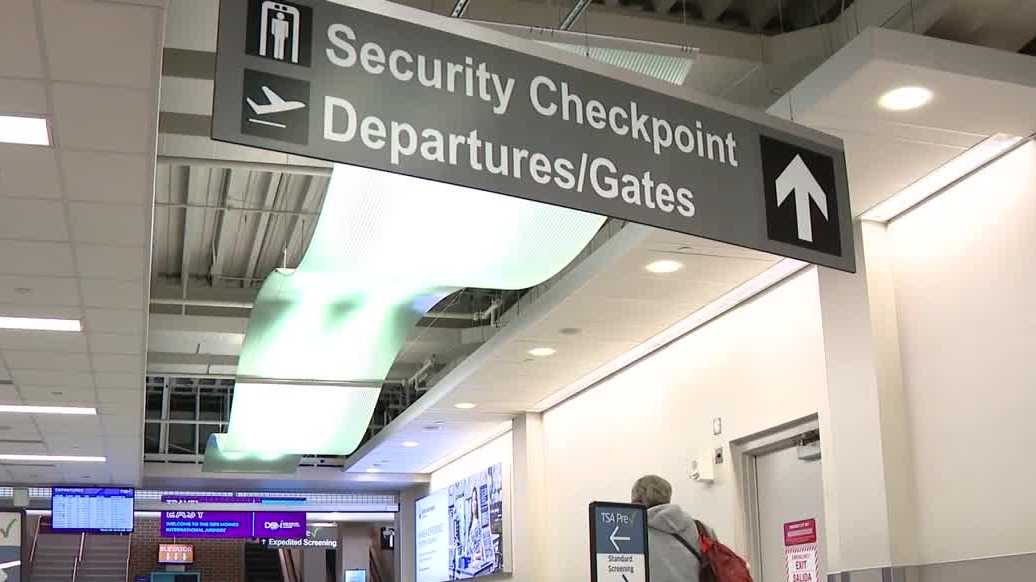 Des Moines airport braces for rush as Iowa fans travel to Houston for Sweet 16