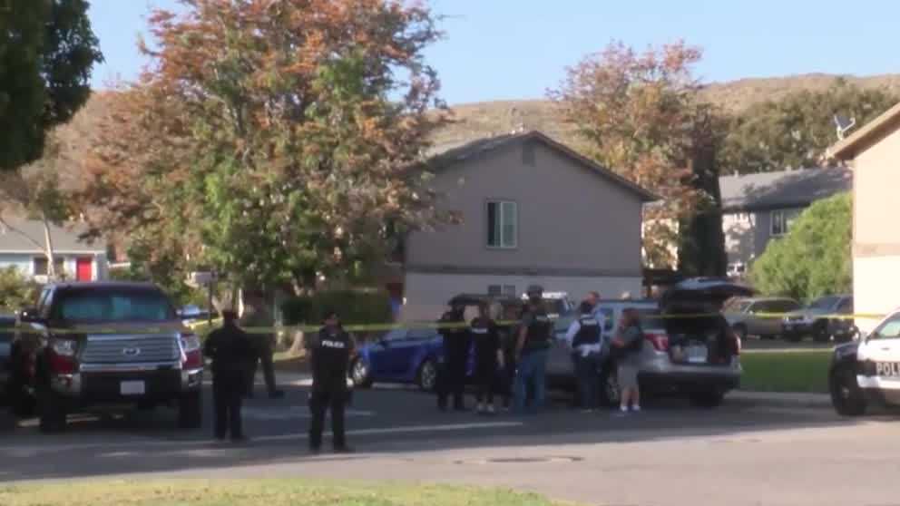 1 of 2 officers shot in California dies, gunman killed
