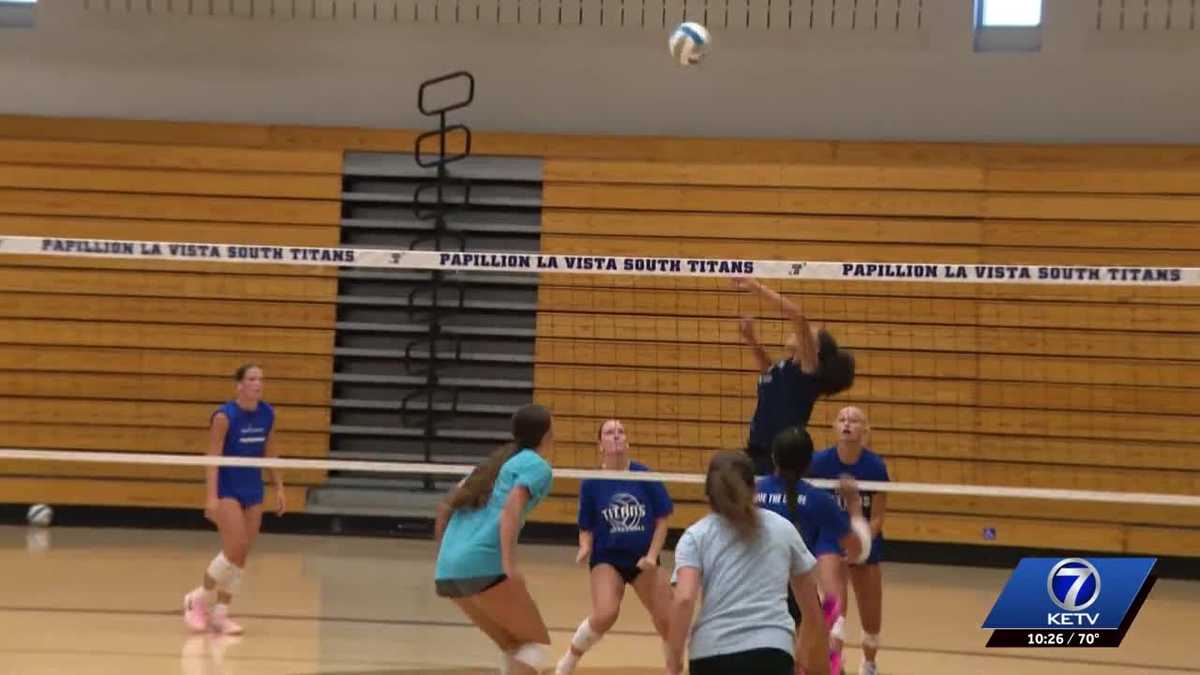 'New Year, New Story': Papillion-La Vista South volleyball embraces pressure in pursuit of three-peat