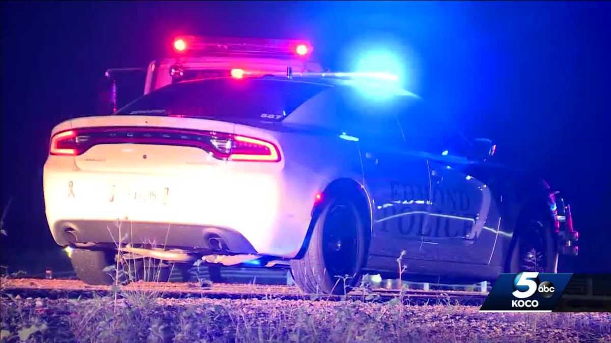 Juveniles highspeed chase, take officers through Edmond, OKC