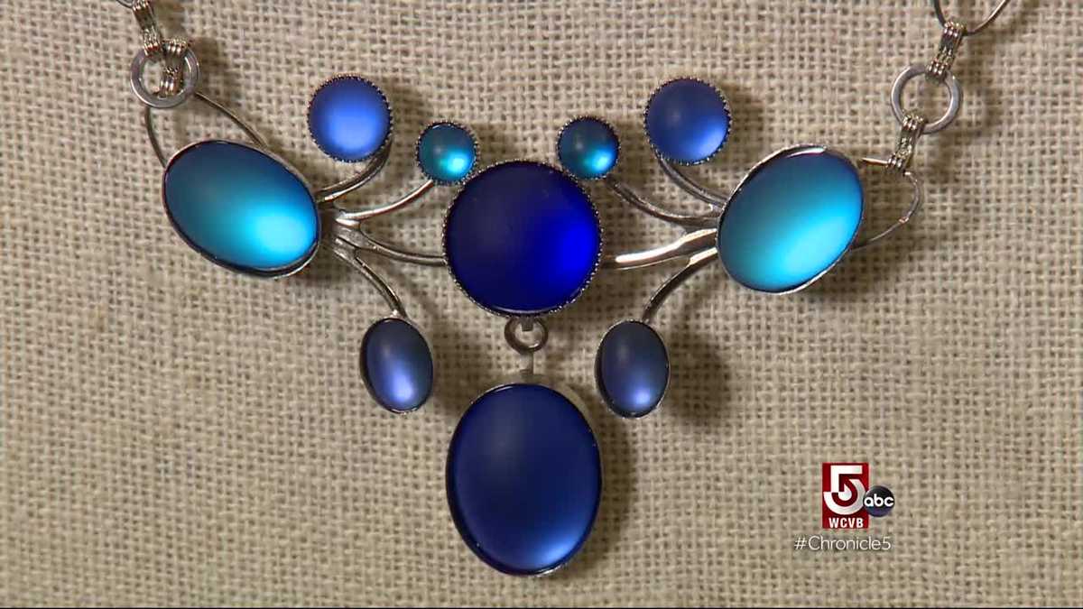 A Jewelry Store with Benefits