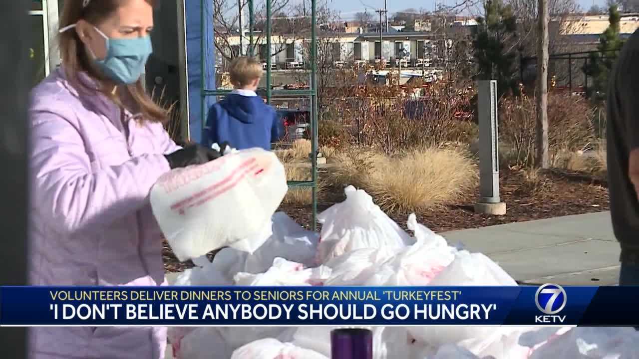 Volunteers Deliver Thanksgiving Meals To Seniors