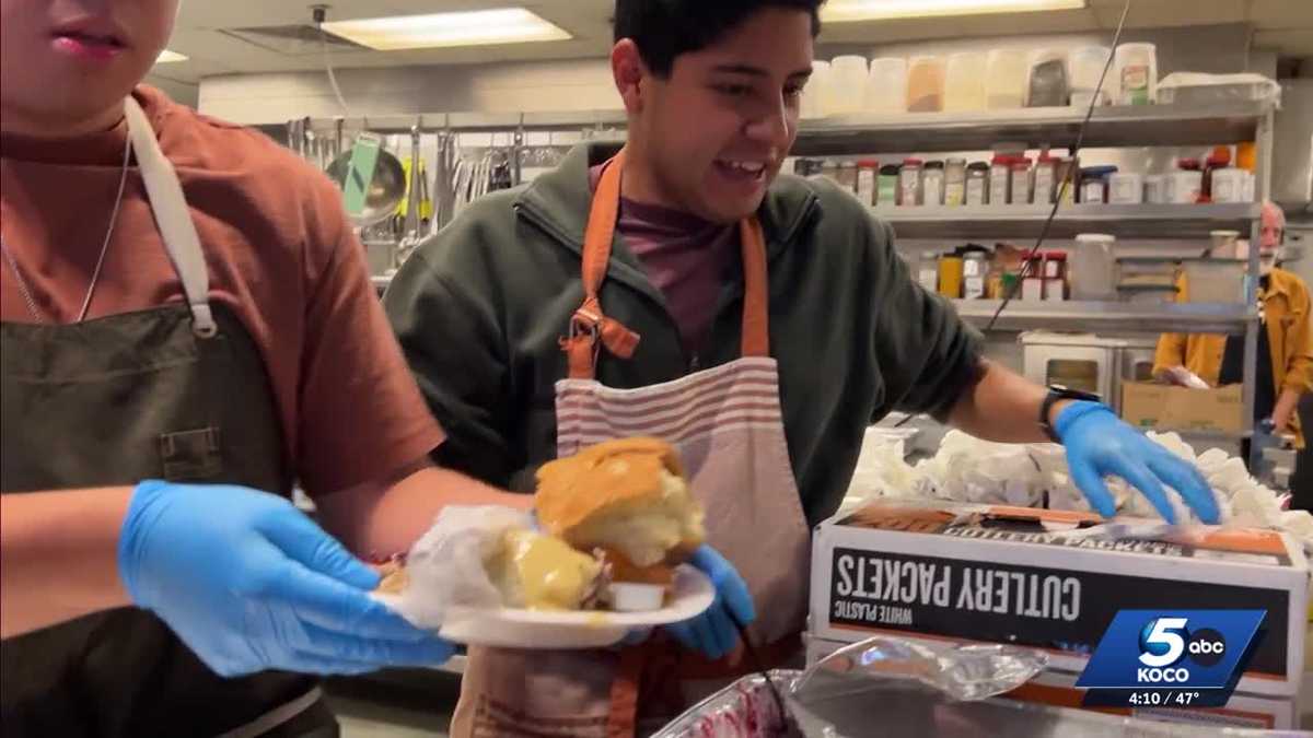 Oklahoma City community unites to provide Thanksgiving meals
