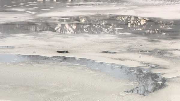 kcci investigates: officials urge iowans to stay off ice after boy dies after falling through frozen pond