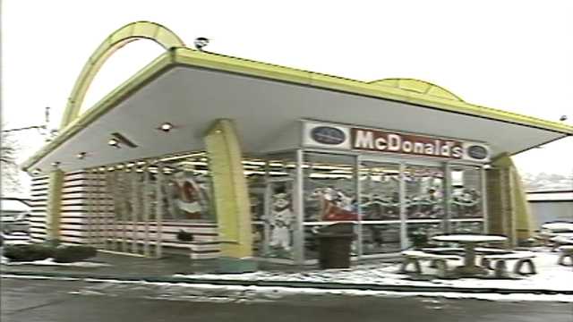 McDonald's golden arches in Beaver Falls, Pennsylvania (1985) - Vimarsana News
