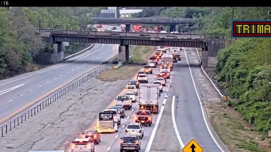 Motorcyclist killed in crash on I-64, LMPD says