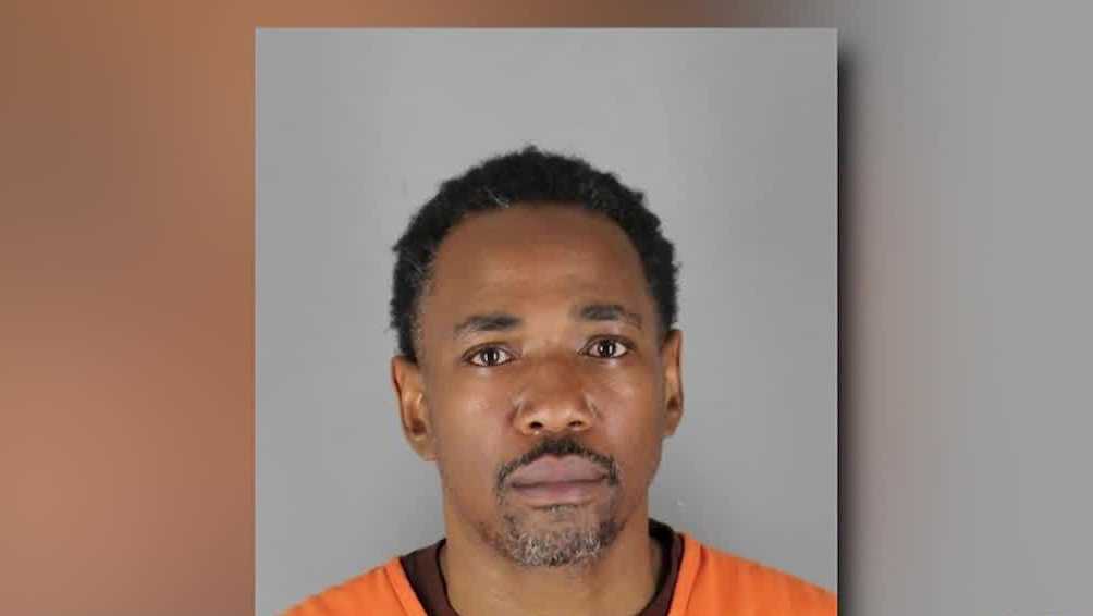 Man accused of killing mother of 10, putting her body in trunk appears ...