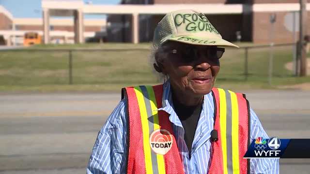 94-year-old crossing guard has no plans to slow down - Vimarsana News